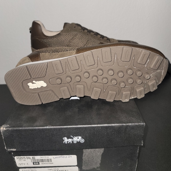 Coach shoes - Picture 2 of 9